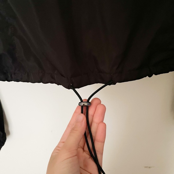 Love Tree Cropped Retro black and neon yellow/green windbreaker - Picture 3 of 4